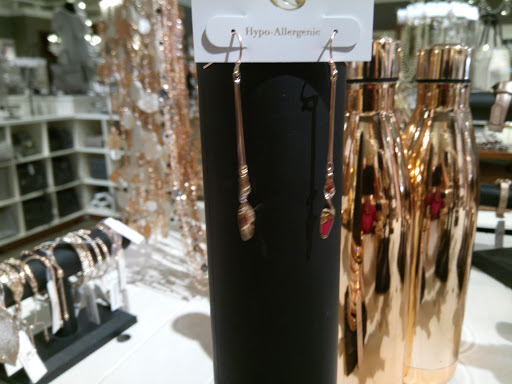 Fashion Accessories Store «Charming Charlie», reviews and photos, 965 Baltimore Pike, Glen Mills, PA 19342, USA