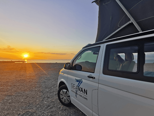 Agence de location de camping-cars SEAVAN Marmande - Location et vente de van aménagé Marmande