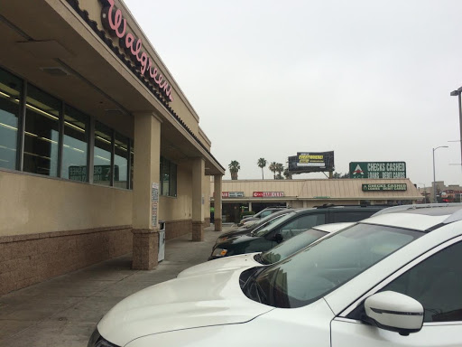 Phone Repair Service «Blue Point Repair», reviews and photos, 14526 Sherman Way c, Van Nuys, CA 91405, USA