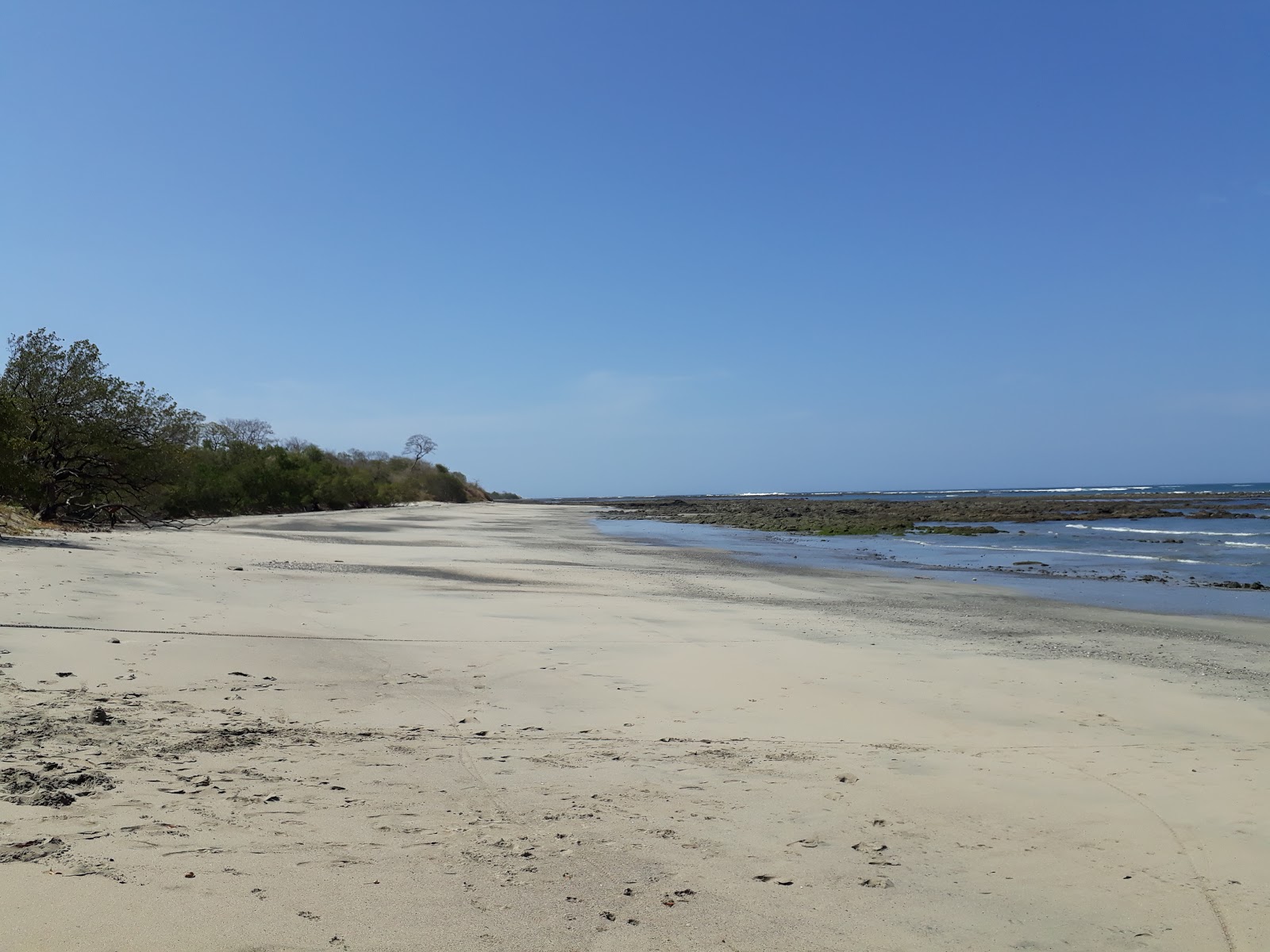 Foto von Playa Lagartillo befindet sich in natürlicher umgebung
