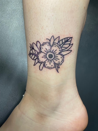 Explore free bird tattoo ideas, creative tattoo ideas in Foley, available at Symbolic Ink Tattoo Studio