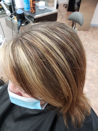 Beauty Salon «Color Trends Hair Salon», reviews and photos, 25 Merrit Pkwy, Nashua, NH 03062, USA