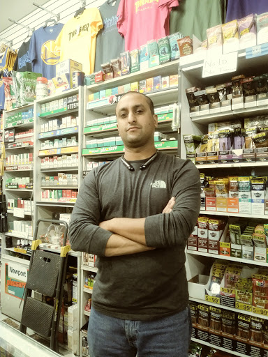 Tobacco Shop «Bay Smoke Shop», reviews and photos, 2005 Macdonald Ave, Richmond, CA 94801, USA