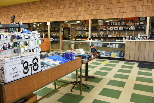 Electronics Store «Chester Electronics Supply», reviews and photos, 7709 Sheridan Rd, Kenosha, WI 53143, USA