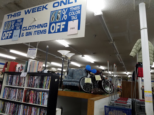 Thrift Store «Better Bargains Thrift Store», reviews and photos, 10209 NE Sandy Blvd, Portland, OR 97220, USA
