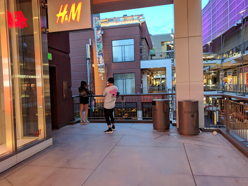 Shopping Mall «Denver Pavilions», reviews and photos, 500 16th St, Denver, CO 80202, USA