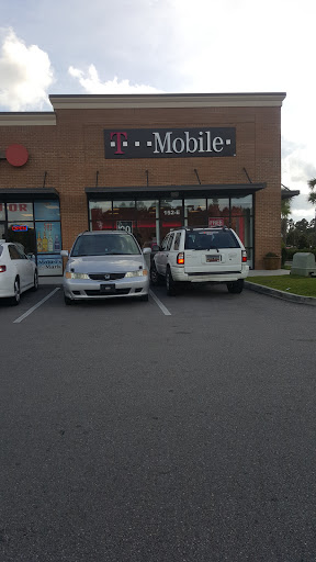 Cell Phone Store «T-Mobile», reviews and photos, 152 Middle Ridge Ave e, Conway, SC 29526, USA