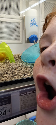 Pet Supply Store «Petco Animal Supplies», reviews and photos, 585 E Wetmore Rd, Tucson, AZ 85705, USA