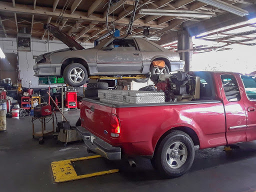 Mechanic «L&T Complete Auto Repair», reviews and photos, 2692 Main St, Riverside, CA 92501, USA