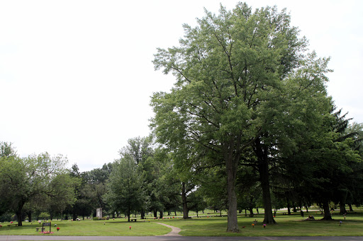 Cemetery «Rose Hill Burial Park», reviews and photos, 2421 Princeton Rd, Hamilton, OH 45011, USA