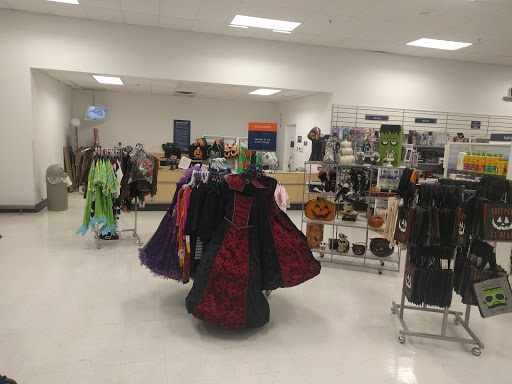 Department Store «Marshalls», reviews and photos, 1520 N Olden Ave, Ewing Township, NJ 08638, USA