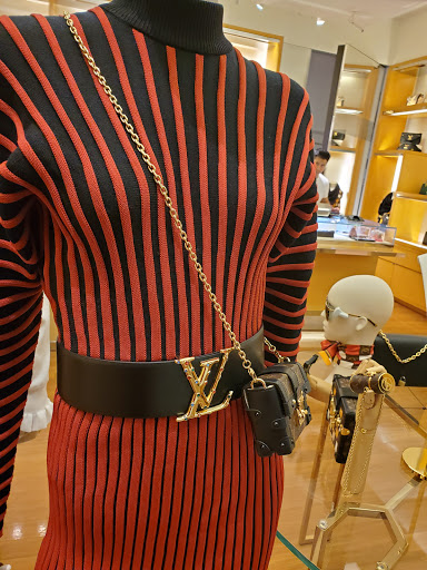 Department Store «Saks Fifth Avenue», reviews and photos, 9700 Collins Ave, Bal Harbour, FL 33154, USA