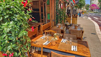 Atmosphère du Restaurant libanais Restaurant Beyrouth Café - Libanais Nice - From Beyrouth with Love - n°12