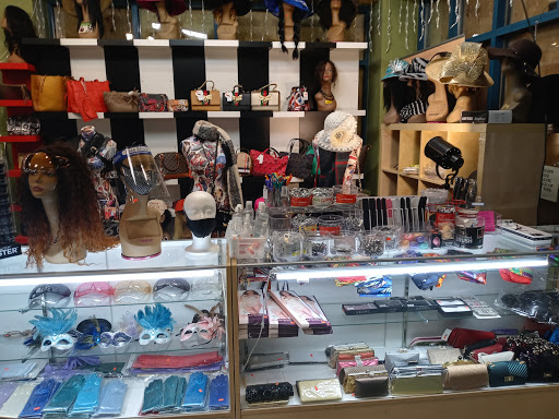 Beauty Supply Store «Mid-K Beauty Supply», reviews and photos, 5408 NE M L King Blvd, Portland, OR 97211, USA