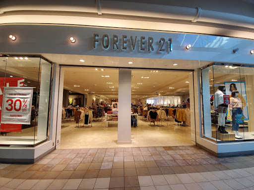 Forever 21, 1451 Coral Ridge Ave, Coralville, IA 52241, USA, 