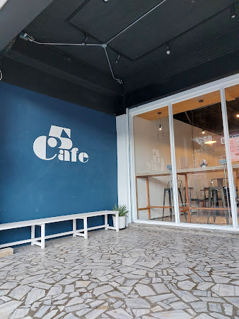 5Cafe (五嘎逼)－五咖啡