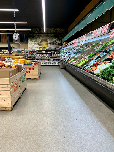 Fruit and Vegetable Store «Harvest Fresh Market», reviews and photos, 100 E Rand Rd, Arlington Heights, IL 60004, USA