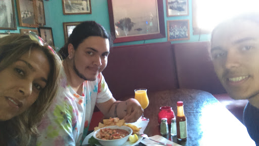 Discount Store «Long Beach Discount Mart», reviews and photos, 1800 E 4th St, Long Beach, CA 90802, USA