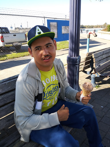 Ice Cream Shop «Living the Dream Ice Cream», reviews and photos, 1 F St, Eureka, CA 95501, USA