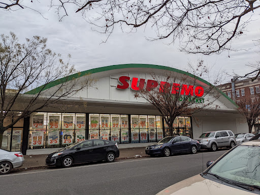 Supreme Shop n Bag, 4301 Walnut St, Philadelphia, PA 19104, USA, 