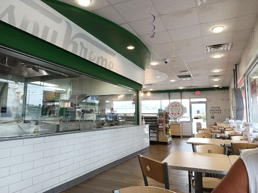 Donut Shop «Krispy Kreme South Charleston», reviews and photos, 42 Riverwalk Plaza McCorkle Ave, South Charleston, WV 25303, USA