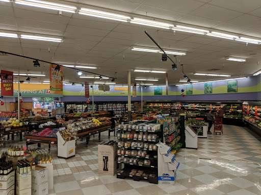 Supermarket «Lucky», reviews and photos, 2355 California Blvd, Napa, CA 94559, USA