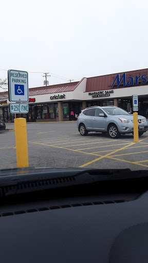 Cell Phone Store «Cricket Wireless Authorized Retailer», reviews and photos, 4713 N Harlem Ave, Harwood Heights, IL 60706, USA