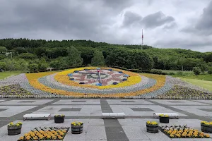 Tokachigaoka Park / Flower Clock Hanaku image