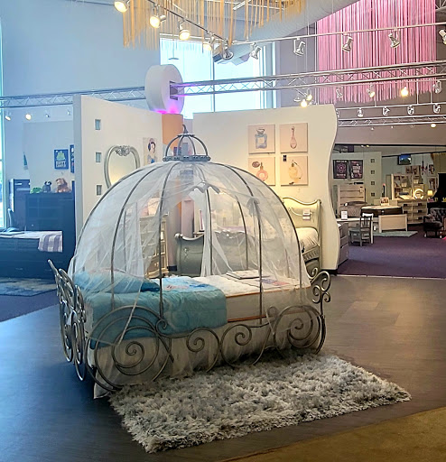 Furniture Store «Rooms To Go», reviews and photos, 1502 N Dale Mabry Hwy, Tampa, FL 33607, USA