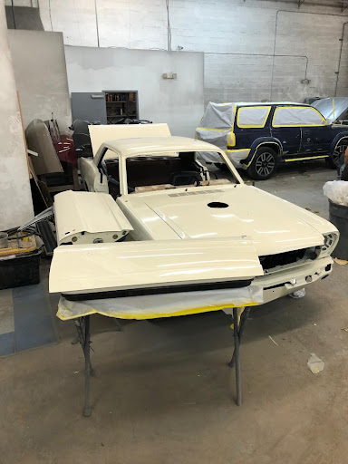 Auto Body Shop «Maaco Collision Repair & Auto Painting», reviews and photos, 140 S Azar Ave, Glen Burnie, MD 21060, USA