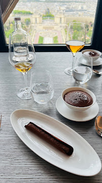 Chocolat du Restaurant gastronomique Restaurant Le Jules Verne à Paris - n°8