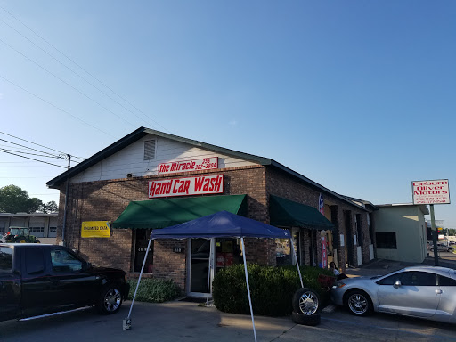 THE MIRACLE HAND CAR WASH en Albertville