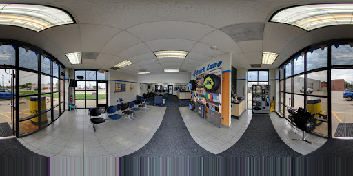 Car Dealer «Bill Brown Ford», reviews and photos, 32222 Plymouth Rd, Livonia, MI 48150, USA