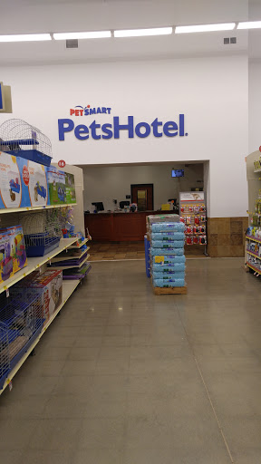 Pet Supply Store «PetSmart», reviews and photos, 11200 Prairie Lakes Dr, Eden Prairie, MN 55344, USA