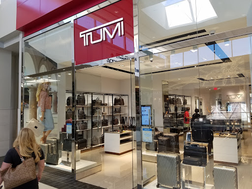 TUMI Store - Perimeter Mall