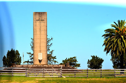 Monumento Itacumbú.