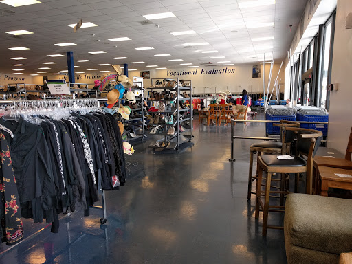 Thrift Store «Goodwill West Palm Beach/Gulfstream Super Store & Donation Center», reviews and photos
