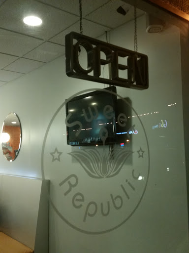 Ice Cream Shop «Sweet Republic», reviews and photos, 9160 E Shea Blvd #105, Scottsdale, AZ 85260, USA