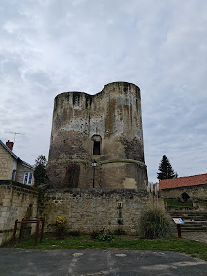 Donjon d'Ambleny à Ambleny