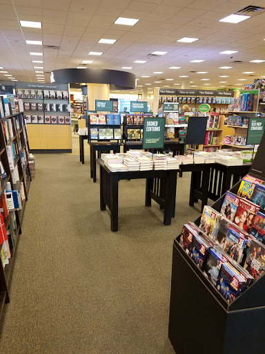 Book Store «Barnes & Noble», reviews and photos, 201 E Central Texas Expy, Harker Heights, TX 76548, USA