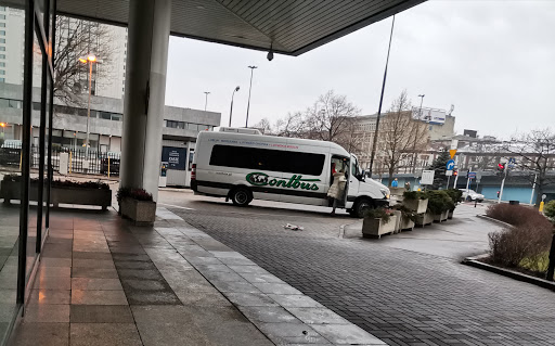 Przystanek Contbus Warszawa Marriott
