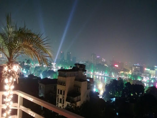Hotels a romantic night Hanoi
