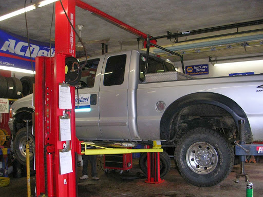 Auto Repair Shop «One Stop Auto Repair & Service», reviews and photos, 13 Pleasant St, West Warwick, RI 02893, USA