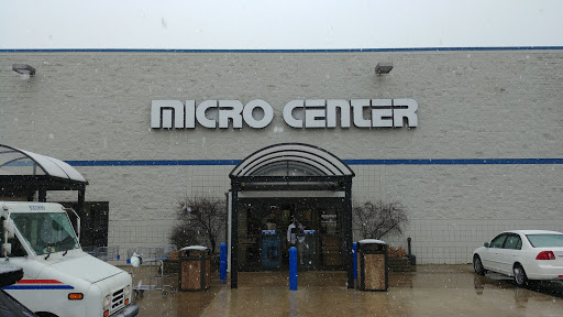 Computer Store «Micro Center», reviews and photos, 11755 Mosteller Rd, Sharonville, OH 45241, USA