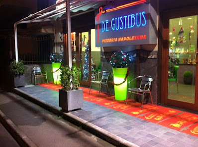 Pizzeria De Gustibus Via S. Francesco D'Assisi, 36, 80014 Giugliano in Campania NA, Italia