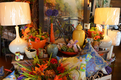 Florist «Lively Florist Shop», reviews and photos, 610 Hatcher Ln, Columbia, TN 38401, USA