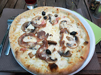 Plats et boissons du Pizzeria Les Tables Grondin à Briançon - n°2