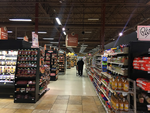 Supermarket «Giant Eagle Supermarket», reviews and photos, 9901 Mountain View Dr, West Mifflin, PA 15122, USA