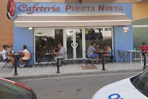 Cafetería puerta Nueva image