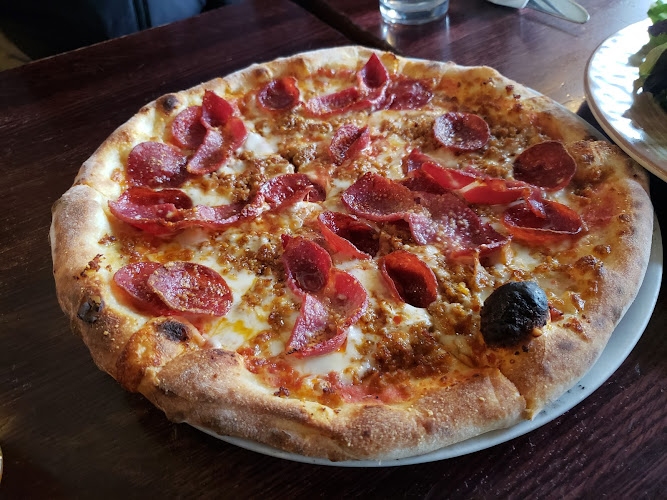 #1 best pizza place in Takoma Park - Roscoe's Pizzeria